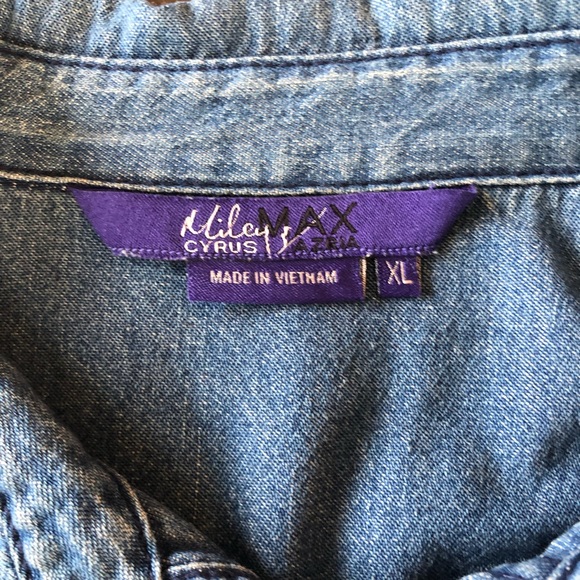 Miley Cyrus & Max Aria Denim Jacket - Picture 6 of 6